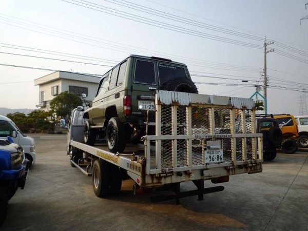 ランクル70　国防色！　車検完成サムネイル